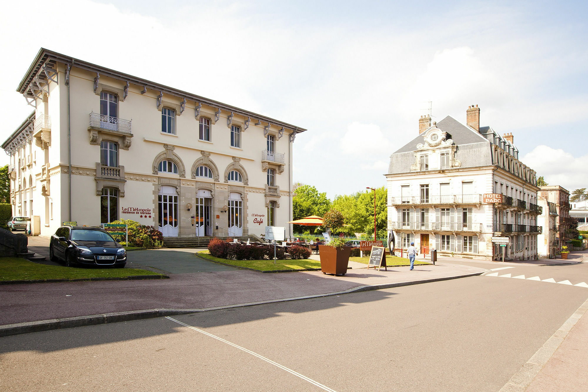 Garden & City Luxeuil Ex Le Metropole Et Les Thermes Exterior foto